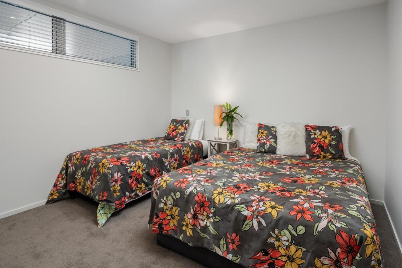 Pohutukawa Apartment Піктон Екстер'єр фото