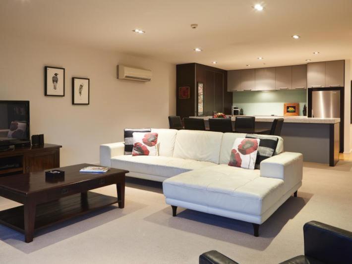 Pohutukawa Apartment Піктон Екстер'єр фото